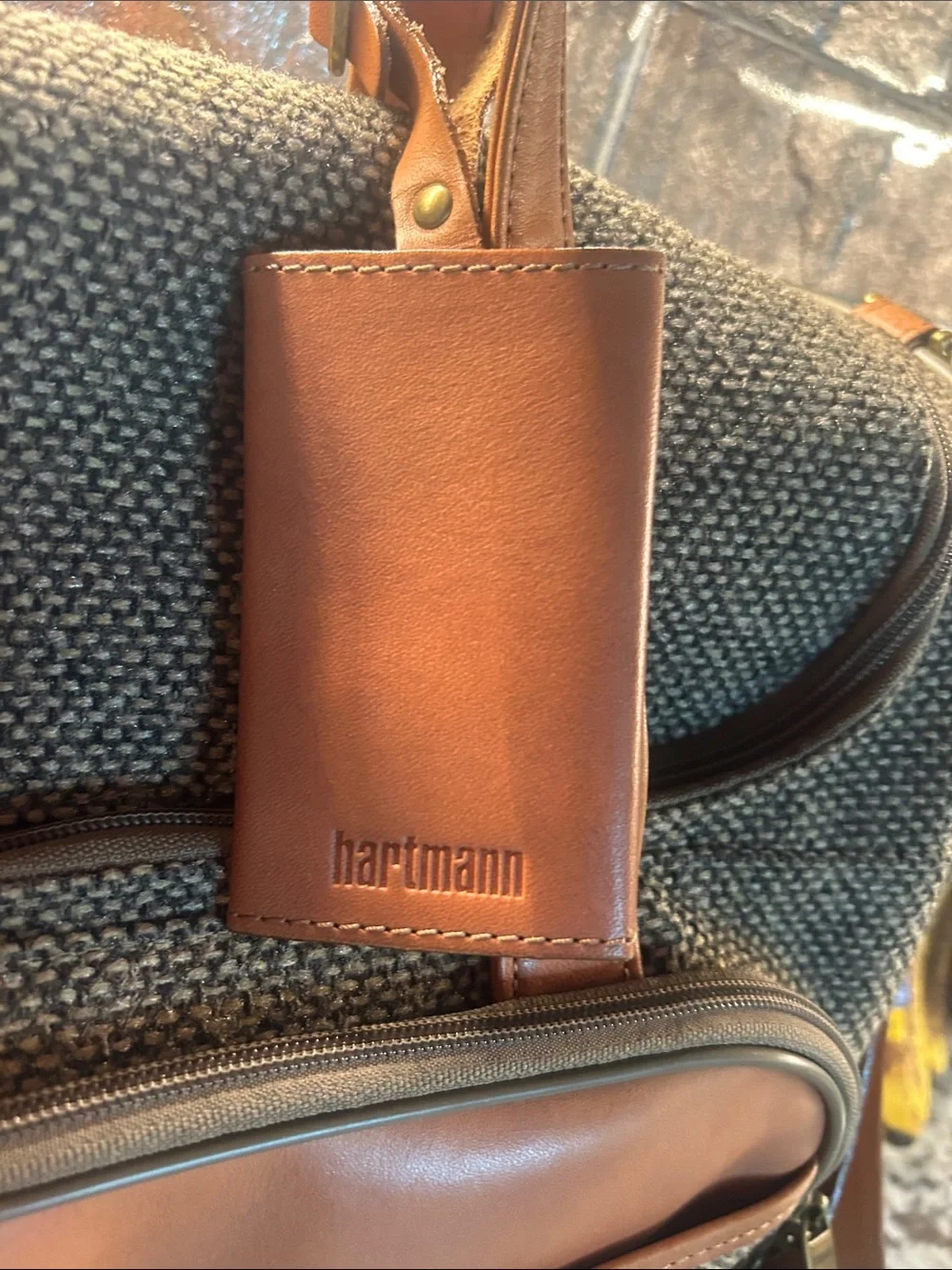 Hartmann travel versatile